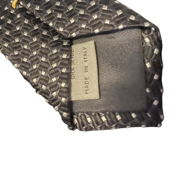 Canali Black Jacquard Textured 100% Silk Men’s Tie New - Picture 5 of 5